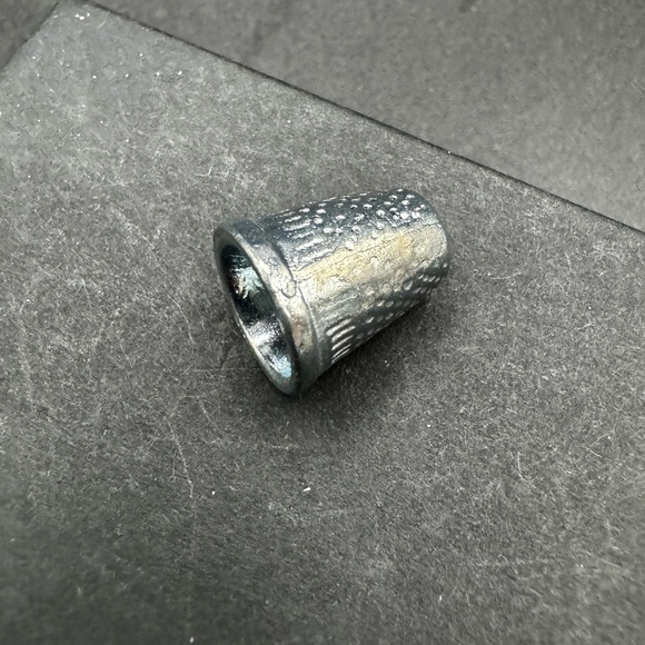 Vintage Monopoly Silver Thimble Replacement Game Piece - Picture 3 of 7